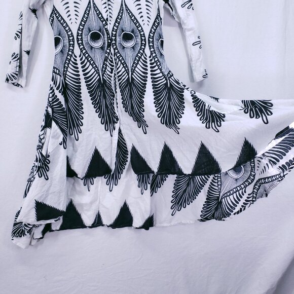 Step In Style Black & White Abstract Peacock Button-Down Hi-Low Tunic Dress PM - Picture 8 of 16